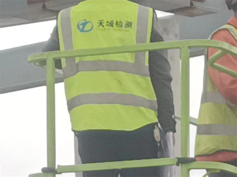 钢结构现场安装